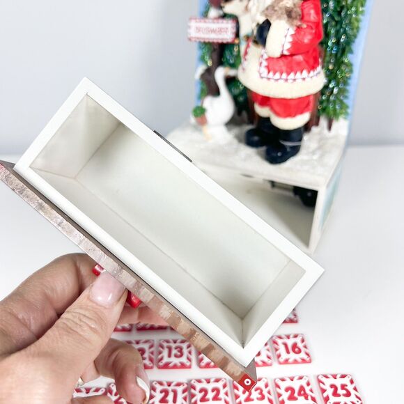 San Francisco Music Box Advent Calendar "Santa Claus is Coming To Town" Rudolph - Picture 8 of 11